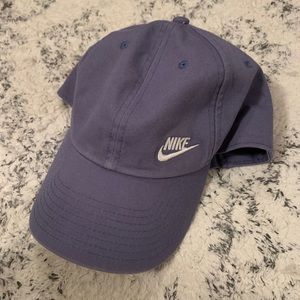 Nike Hat 🧢